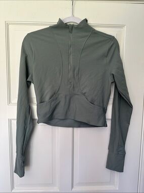 Reflex Cropped Half-Zip Pullover in Sage Size M